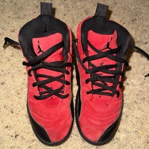 Jordan 12s red and black size 1.5y